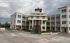 Srinivasa Hotel
